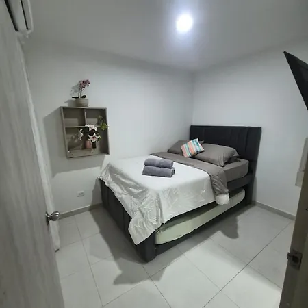 Capacidad 12 Personas Apartamento